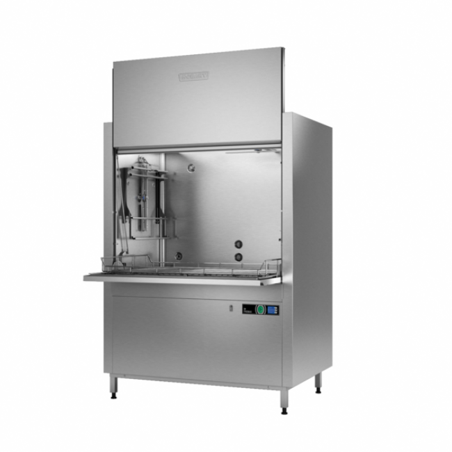 Premium gereedschappen wasmachine. Een verdubbeling van de capaciteit ten opzichte van de UP. Door de wasarmen aan de zijkanten in de machine is de capaciteit voor GN bakken en 600 x 400 kratten ook vergroot.